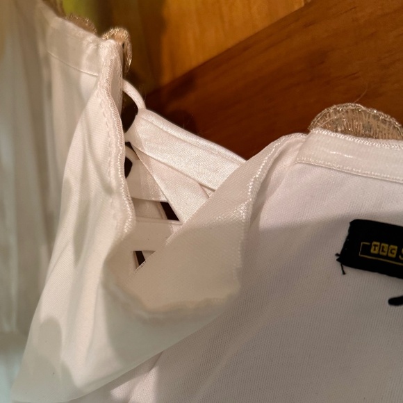 Say Yes to the Prom Juniors Embellished Strapless Cascade Gown Ivory Gold  SZ 7 - Picture 14 of 16